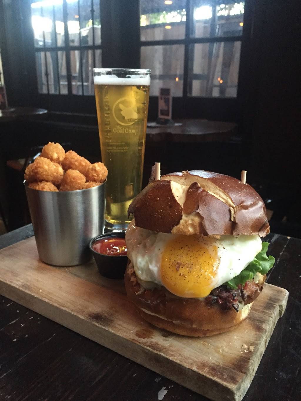 Surly Goat Encino | restaurant | 17337 Ventura Blvd #100a, Encino, CA 91316, USA | 8184538245 OR +1 818-453-8245