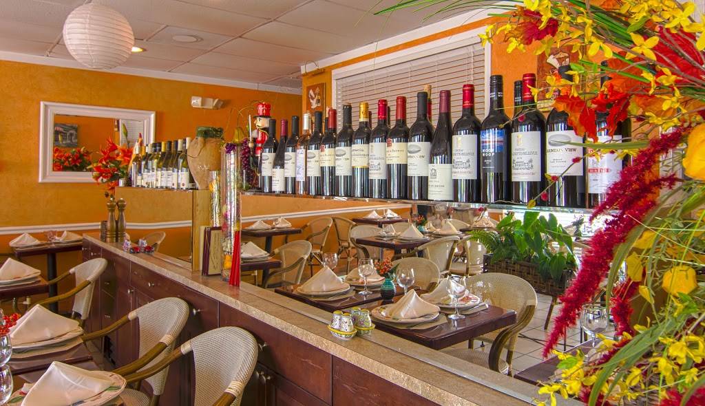 Restaurant Bonjour | restaurant | 2099 Pine Ridge Rd, Naples, FL 34109, USA | 2395662275 OR +1 239-566-2275