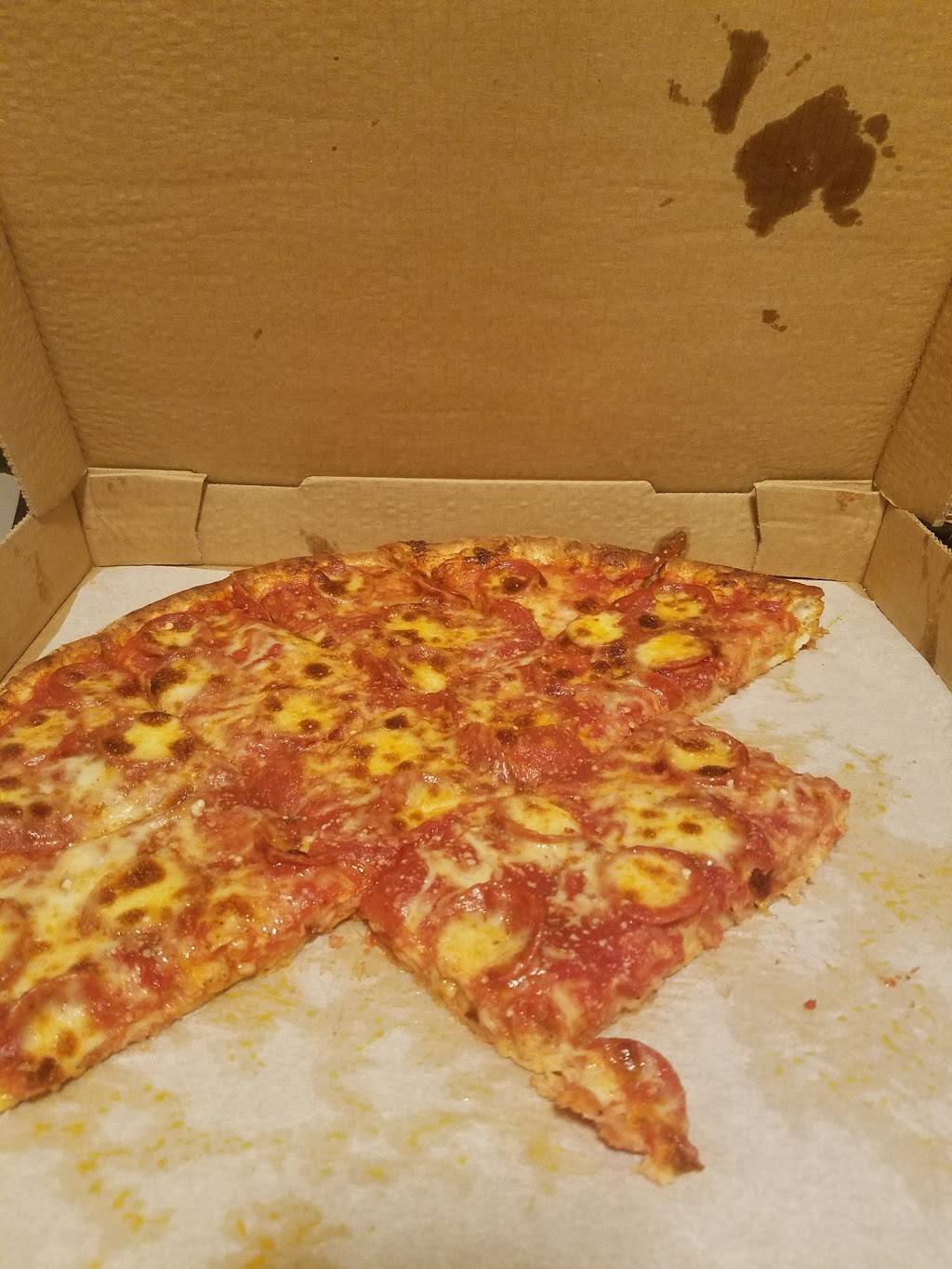 Pensos Pizza | restaurant | 923 E High Ave, New Philadelphia, OH 44663, USA | 3303430506 OR +1 330-343-0506