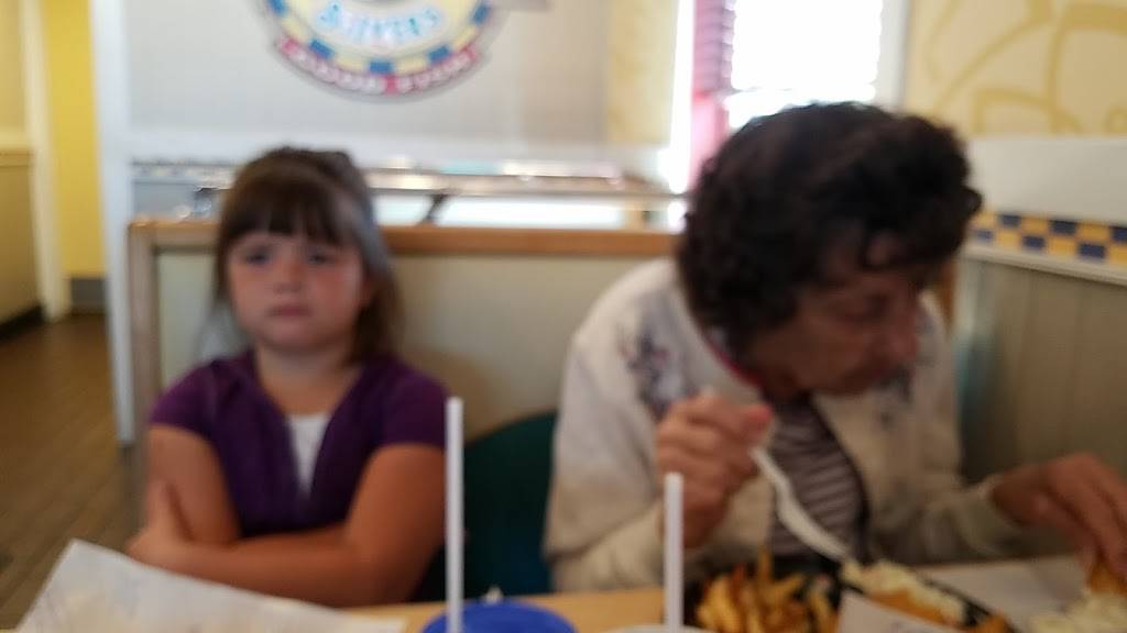 Long John Silvers | restaurant | 1930 N Michigan St, Plymouth, IN 46563, USA | 5749369020 OR +1 574-936-9020