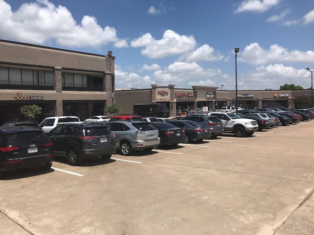 Fuzzys Taco Shop | restaurant | 4621 W Park Blvd #100, Plano, TX 75093, USA | 4699690222 OR +1 469-969-0222