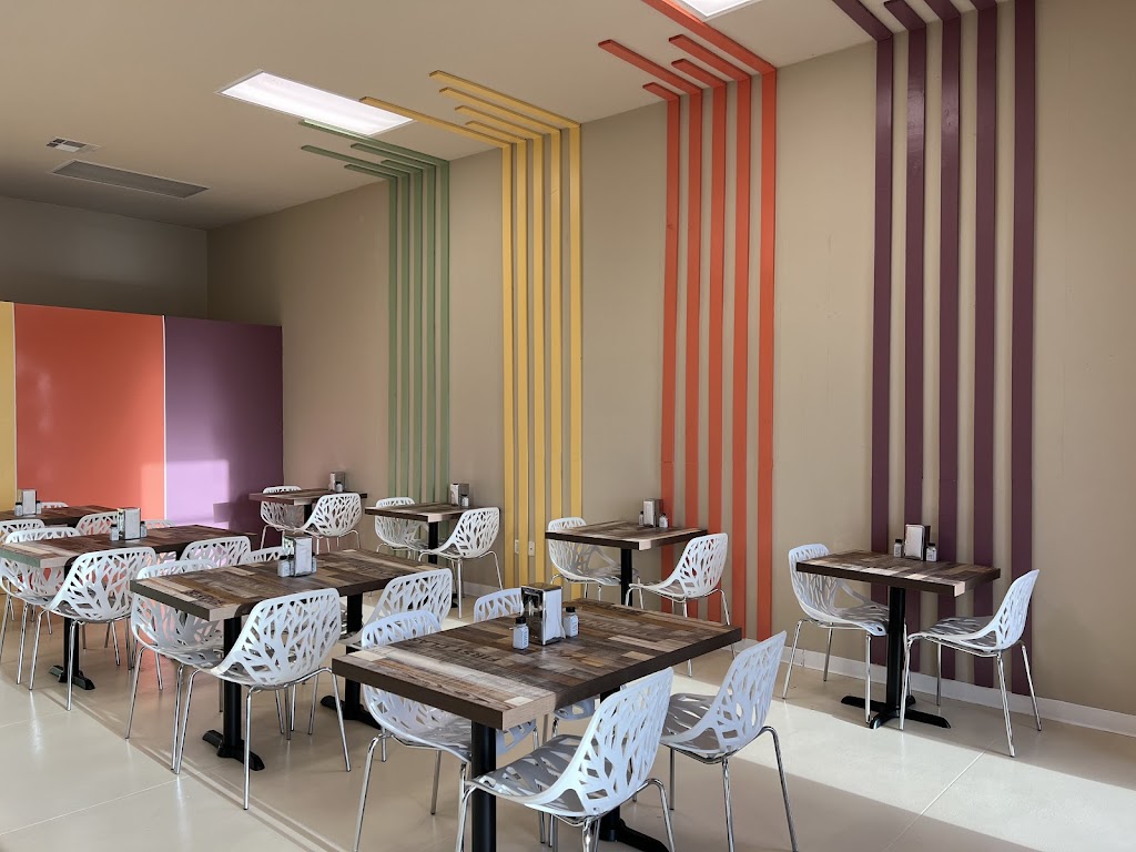 Golden Plate | restaurant | 101 NE 23rd St, Moore, OK 73160, USA | 4056768585 OR +1 405-676-8585