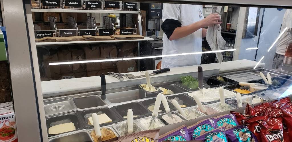 Garden State Bagels | restaurant | 6020 Paseo Del Norte, Carlsbad, CA 92011, USA | 7604761000 OR +1 760-476-1000