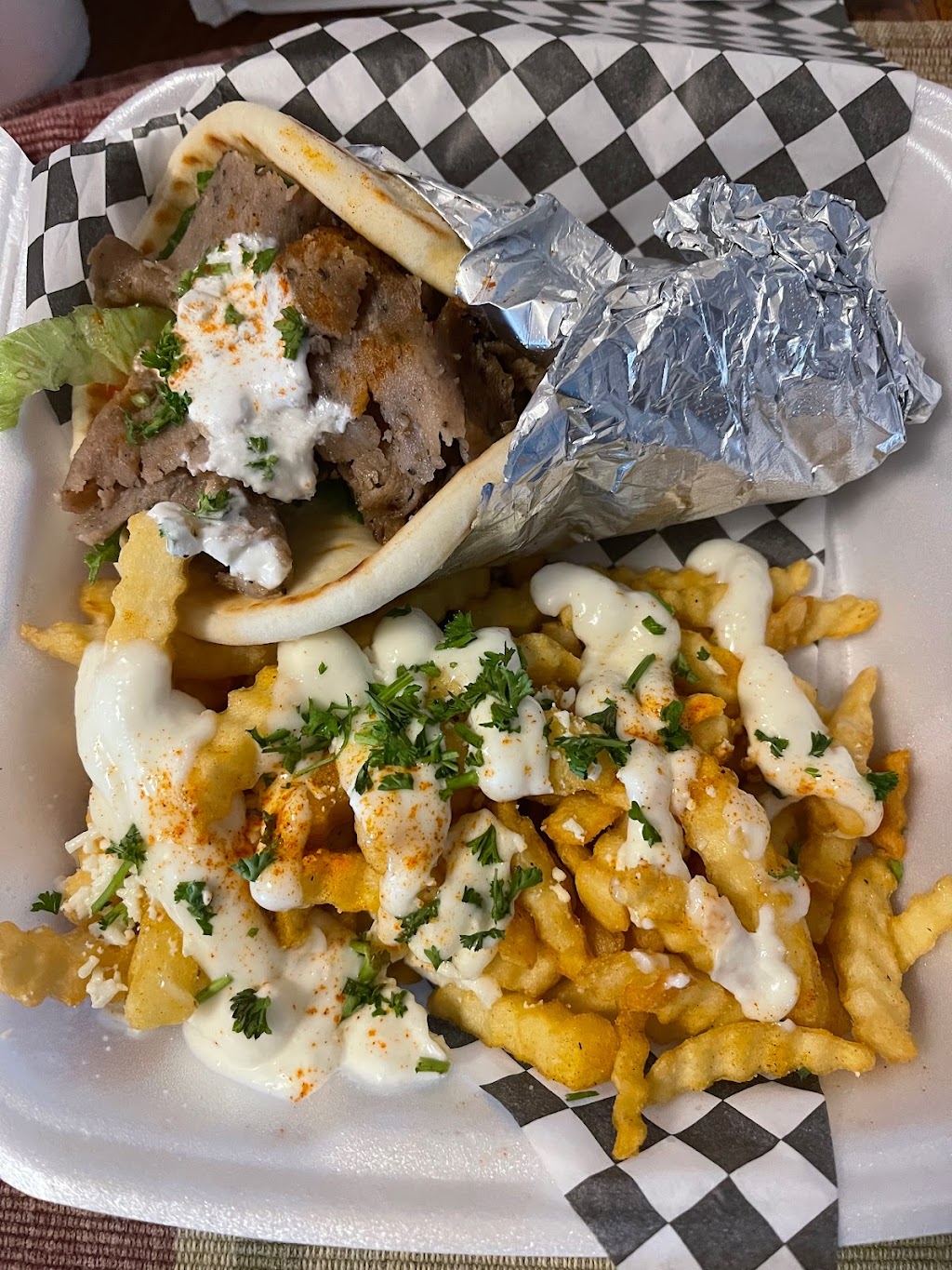 STOP-N-GO GYROS | restaurant | 3056 S University Dr, Fort Worth, TX 76109, USA | 6827083094 OR +1 682-708-3094
