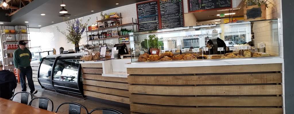 Hunter and Charlies | restaurant | 1050 Vine St, Los Angeles, CA 90038, USA | 3238484790 OR +1 323-848-4790