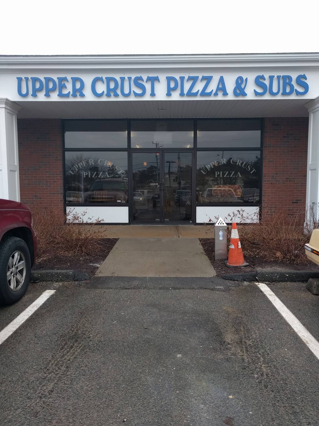 Upper Crust Pizza | restaurant | 1421 Orleans-Harwich Rd, Harwich, MA 02645, USA | 5084324070 OR +1 508-432-4070