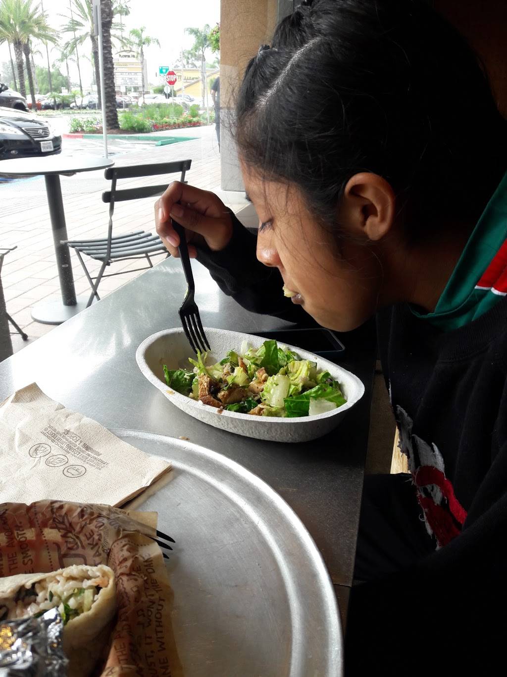 Chipotle Mexican Grill | restaurant | 2710 Via De La Valle Ste 290, Del Mar, CA 92014, USA | 8587241181 OR +1 858-724-1181