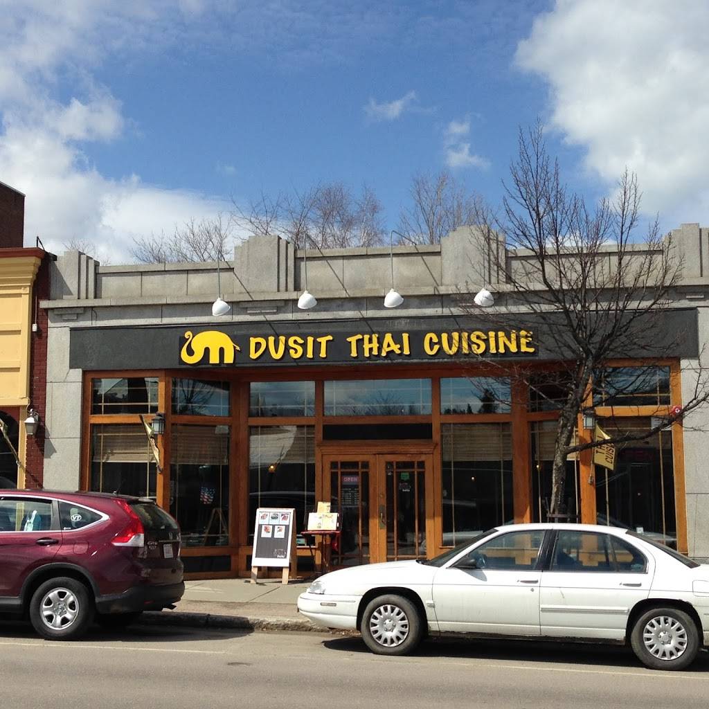 Dusit Thai Cuisine | restaurant | 158 Main St, Newport, VT 05855, USA | 8024879305 OR +1 802-487-9305