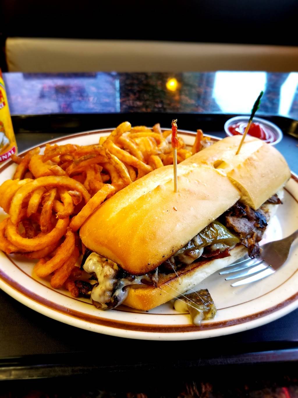 Tom & Jerrys | meal takeaway | 6359 W Montrose Ave, Chicago, IL 60634, USA | 7732821111 OR +1 773-282-1111