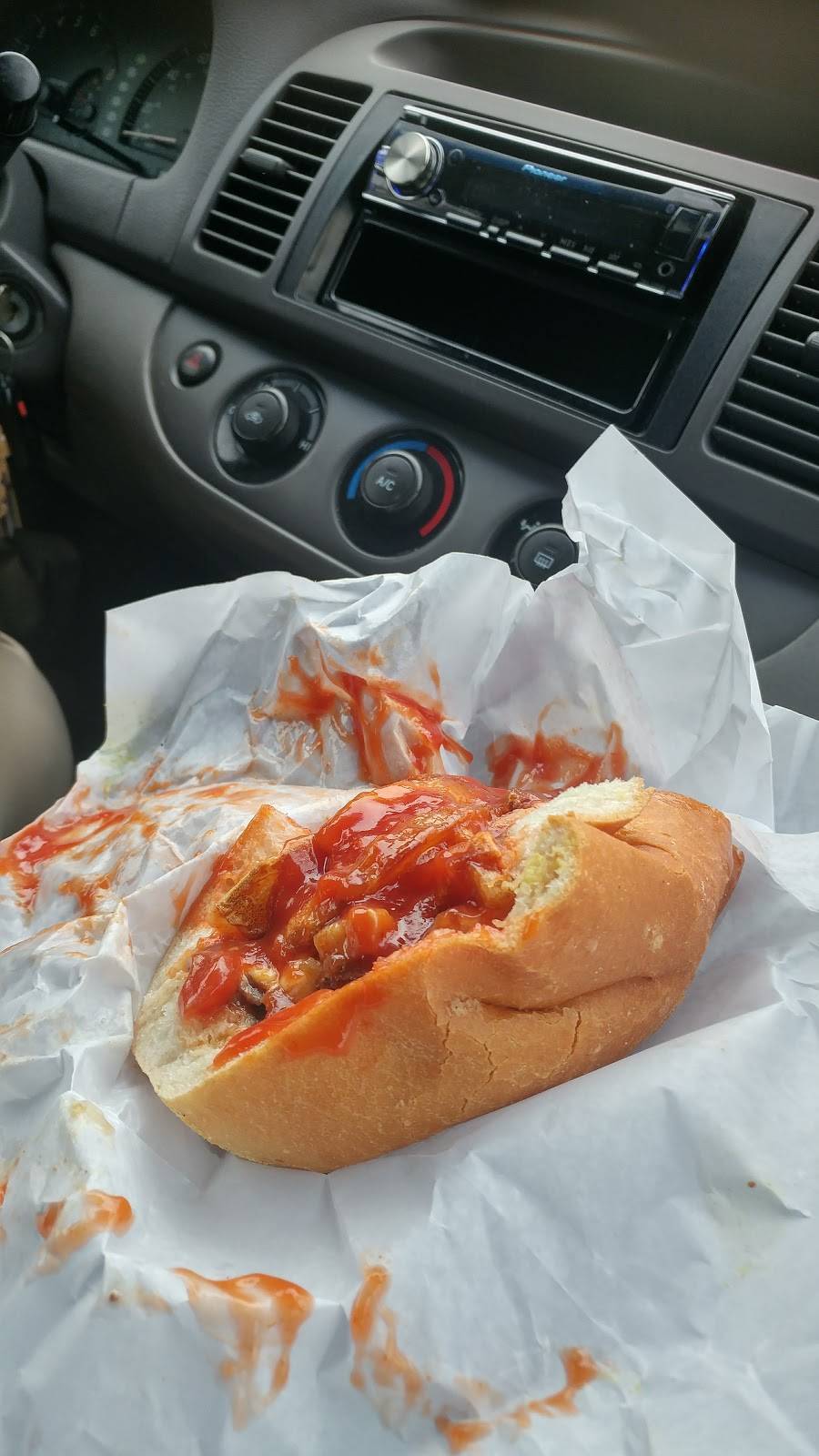 Worlds First Italian Style Hot Dogs | restaurant | 202 14th Ave, Newark, NJ 07103, USA | 9736219468 OR +1 973-621-9468