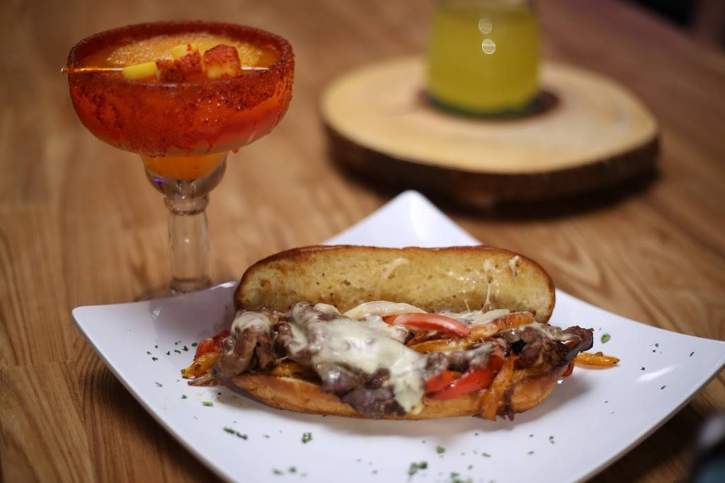 Ikonicks Burgers & Brew Co. | restaurant | 406 S Myrtle Ave, Monrovia, CA 91016, USA | 6263584888 OR +1 626-358-4888