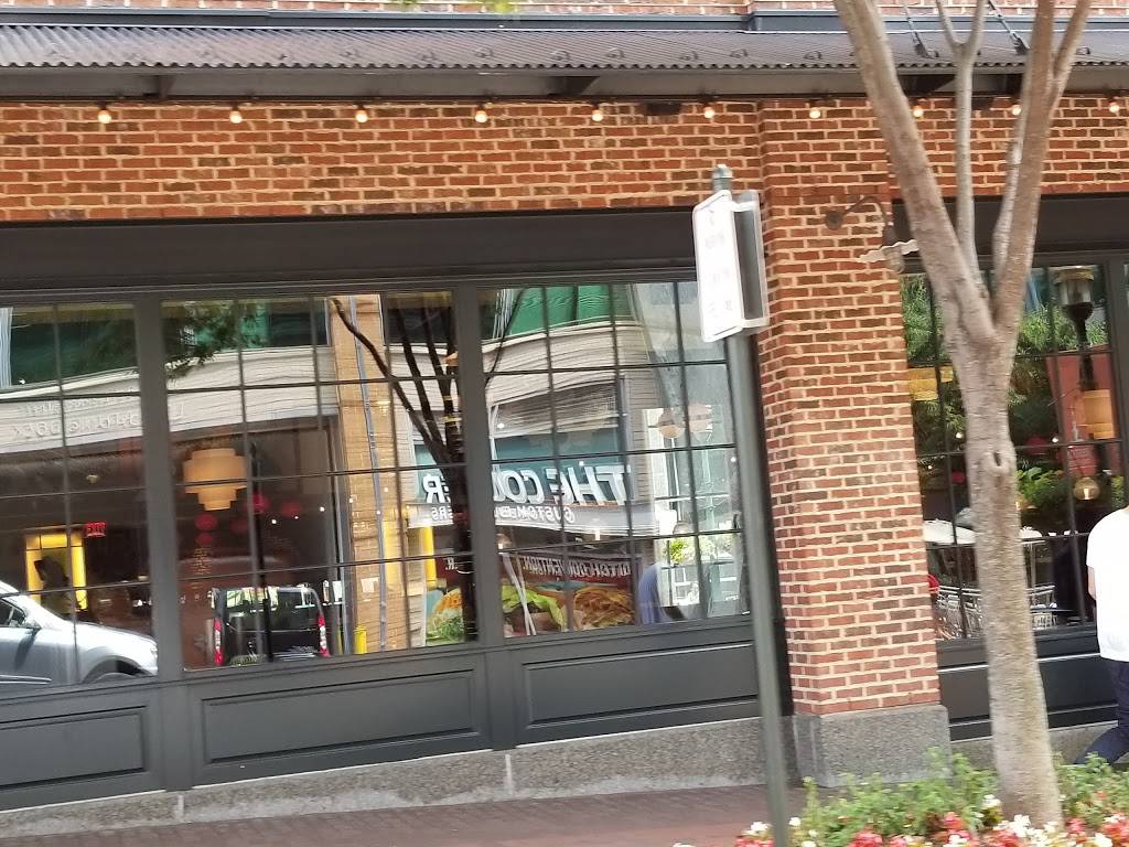 Jacksons Mighty Fine Food and Lucky Lounge | restaurant | 11927 Democracy Dr, Reston, VA 20190, USA | 7034370800 OR +1 703-437-0800