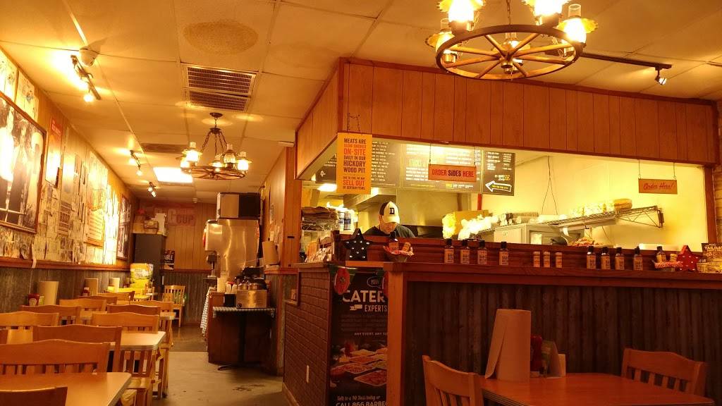 Dickeys Barbecue Pit | restaurant | 1109 Bay Area Blvd Ste B, Houston, TX 77058, USA | 2812867427 OR +1 281-286-7427