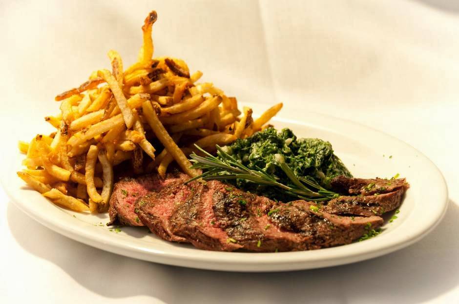 Hearthstone Bistro | restaurant | 3350 Glade St, Muskegon, MI 49444, USA | 2317331056 OR +1 231-733-1056