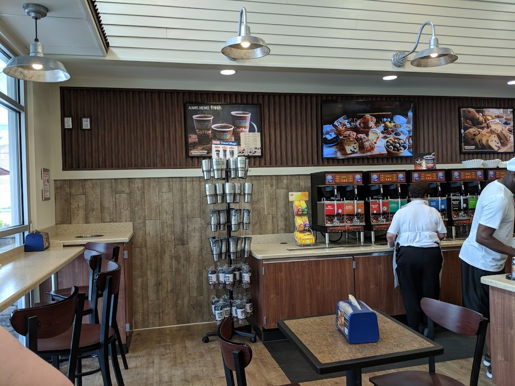 Royal Farms | meal takeaway | 2150 Centerville Turnpike, Virginia Beach, VA 23464, USA | 7575243609 OR +1 757-524-3609