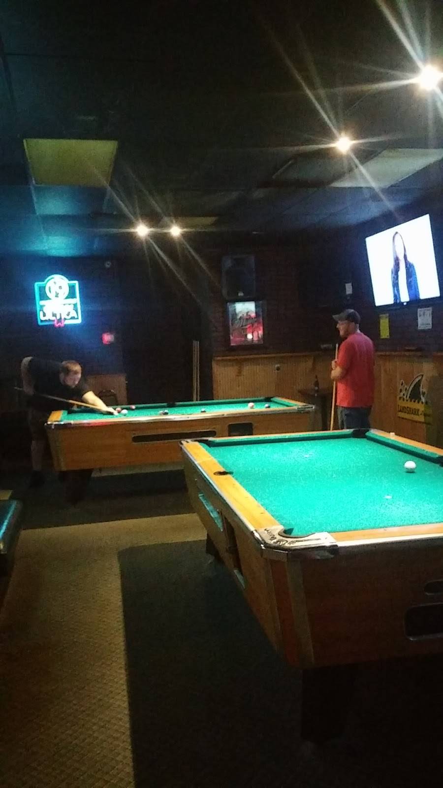 Nortons Sports Bar & Grill | restaurant | 1824 Main St, Dunedin, FL 34698, USA | 7277342053 OR +1 727-734-2053
