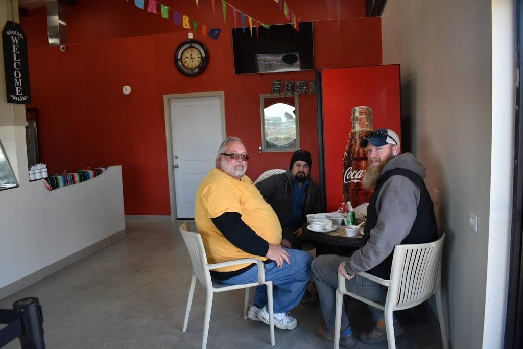 Tortilleria Mana | restaurant | 718 Road 3565, Cleveland, TX 77327, USA | 8327935150 OR +1 832-793-5150