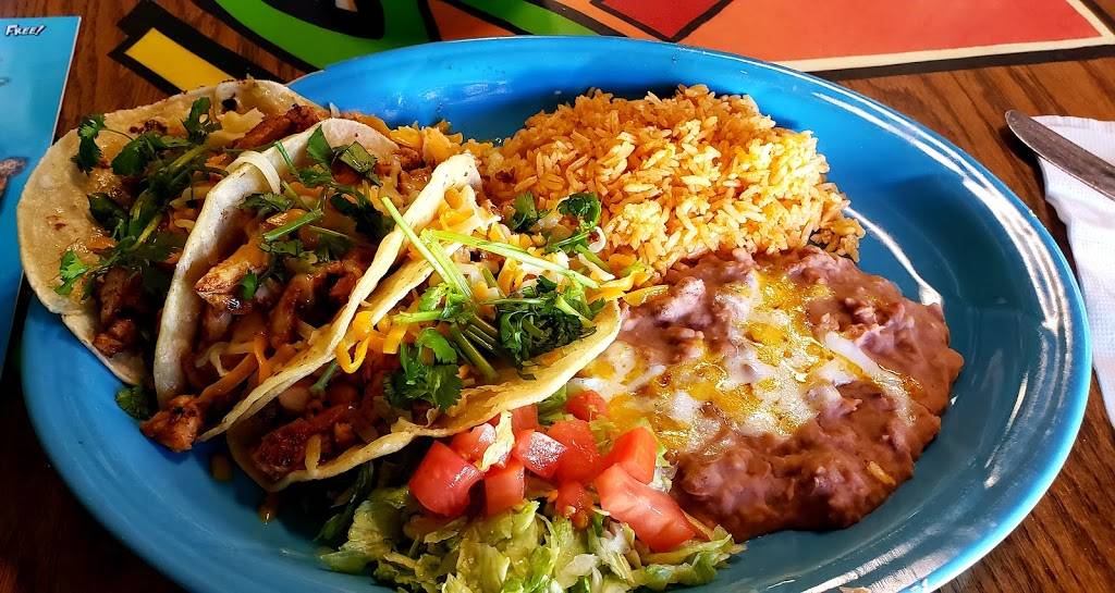 Chachis Restaurant | restaurant | 2460 S Locust St A, Las Cruces, NM 88001, USA | 5755227322 OR +1 575-522-7322