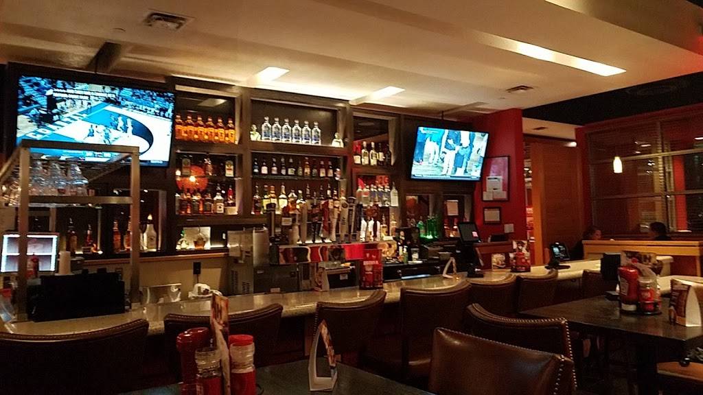 Red Robin Gourmet Burgers and Brews | restaurant | 2881 S Veterans Pkwy, Springfield, IL 62704, USA | 2175468331 OR +1 217-546-8331