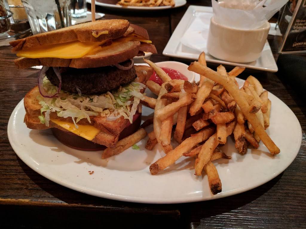 Lucky Monk | restaurant | 105 Hollywood Blvd, South Barrington, IL 60010, USA | 8478980500 OR +1 847-898-0500