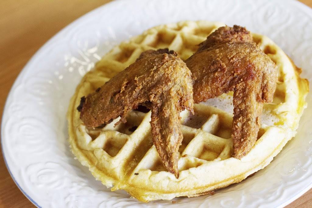 Auntie Aprils Chicken, Waffles, & Soul Food Restaurant | restaurant | 4618 3rd St, San Francisco, CA 94124, USA | 4156434983 OR +1 415-643-4983