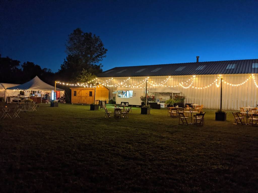 Serendipitys Backlot | restaurant | 950 Danby Rd, Ithaca, NY 14850, United States | 6072732145 OR +1 607-273-2145