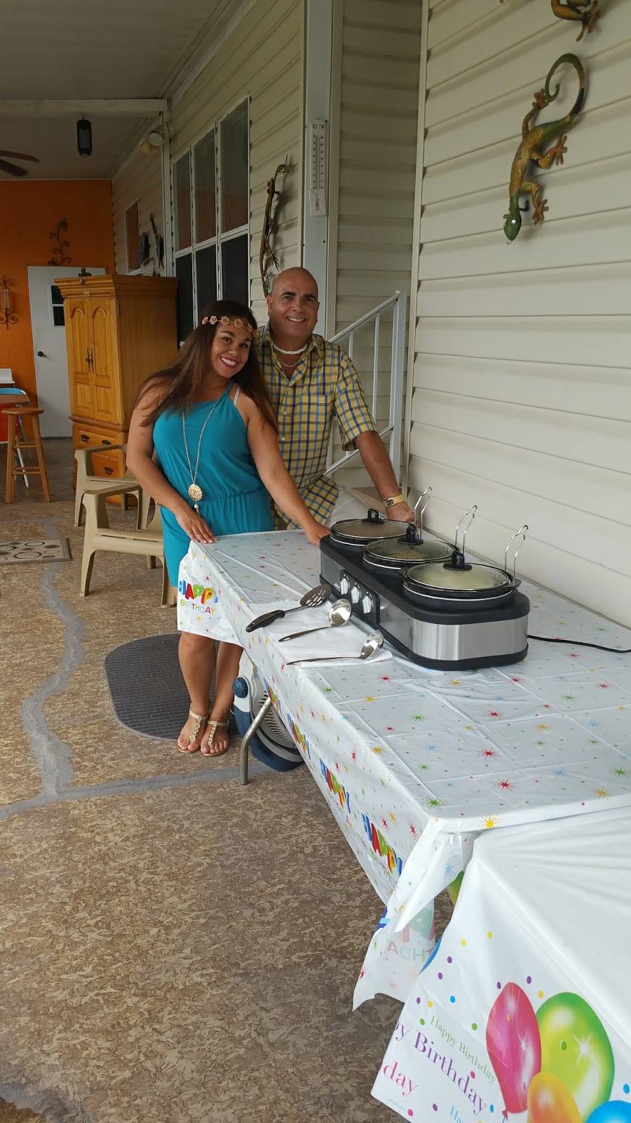 Pizza Pino | meal delivery | 5529 S 78th St, Tampa, FL 33619, USA | 8136714200 OR +1 813-671-4200