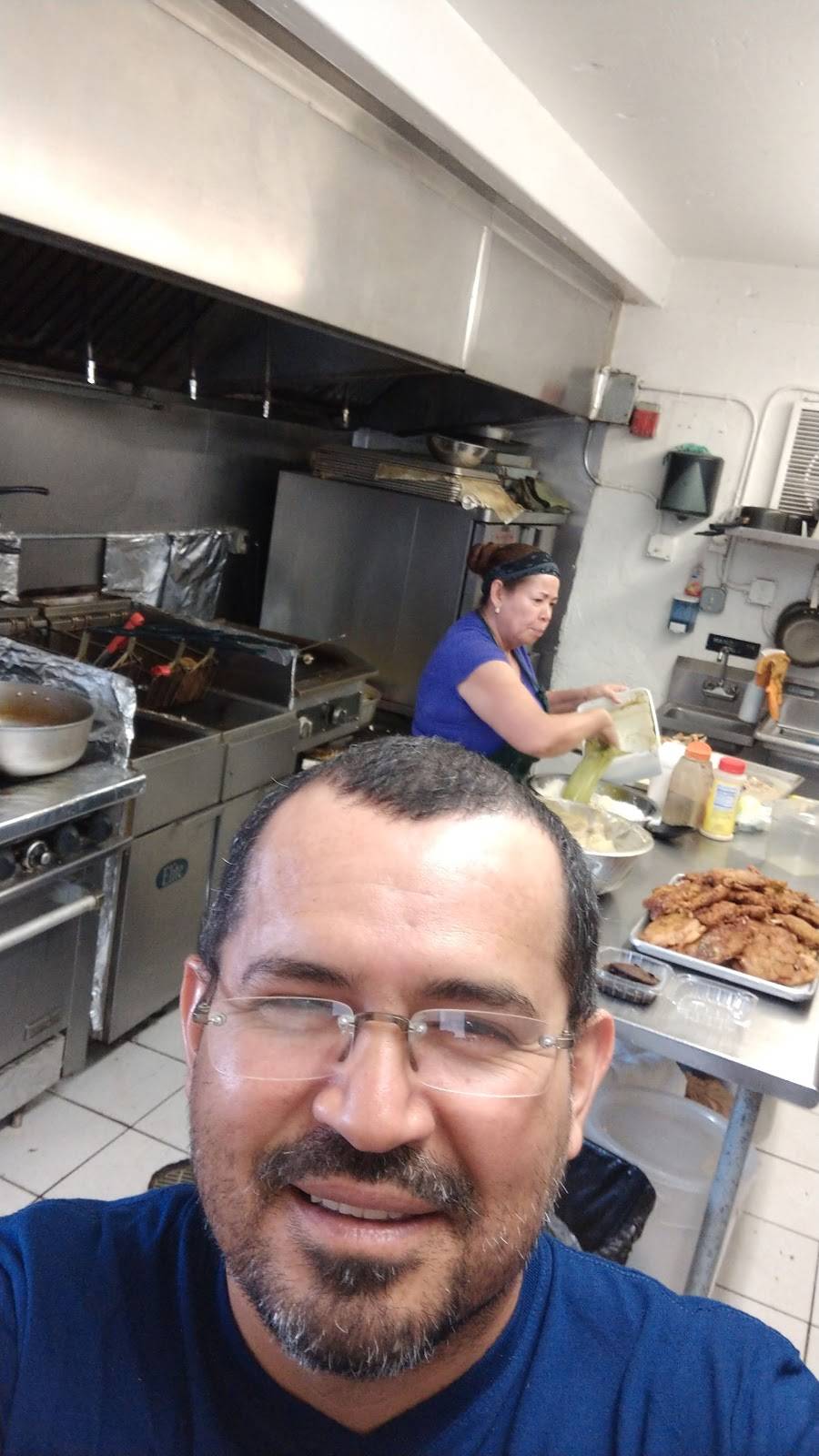 Delicias latinas | restaurant | 20916 S Dixie Hwy, Miami, FL 33189, USA | 7867324476 OR +1 786-732-4476