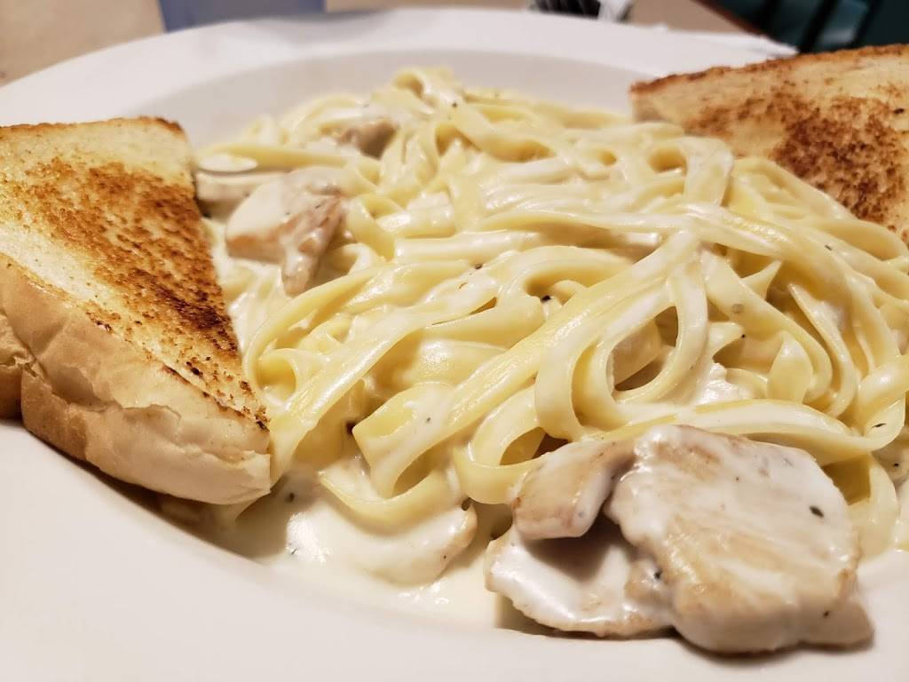 Wentzville Family Diner | restaurant | 403 Luetkenhaus Blvd, Wentzville, MO 63385, USA | 6368872870 OR +1 636-887-2870