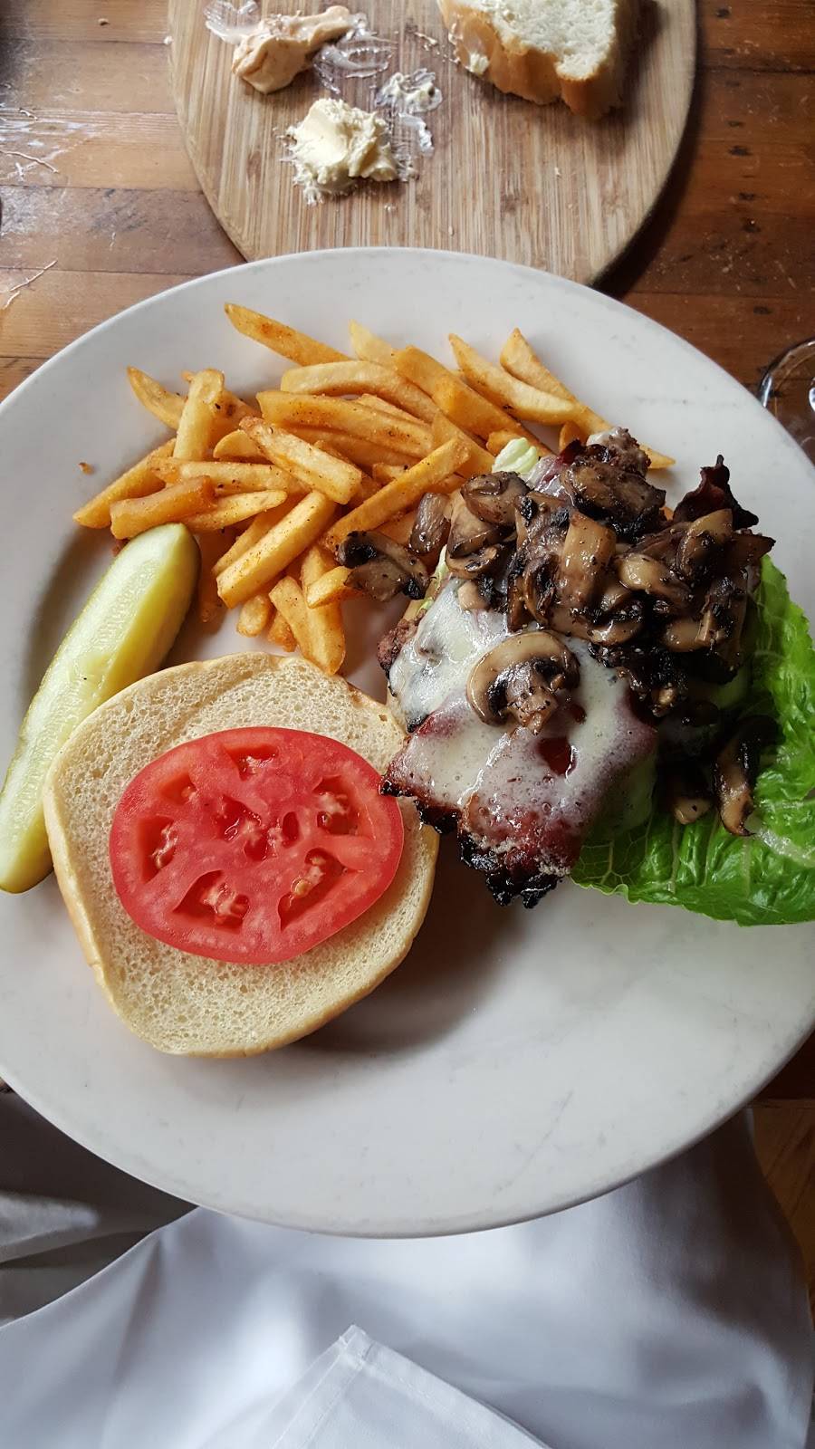 Blue Heron Restaurant & Sushi Bar | restaurant | 405 College Ave #130, Clemson, SC 29631, USA | 8646533354 OR +1 864-653-3354