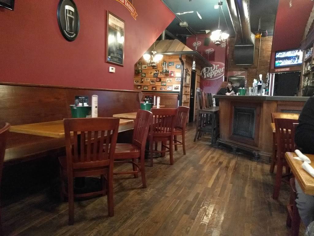 Crave Family Grill & Pub | restaurant | 26 Erie St N, Leamington, ON N8H 2Z2, Canada | 5193220032 OR +1 519-322-0032