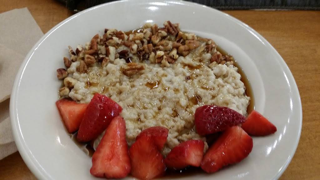 Maple Street Biscuit Company- Sherrill Hill | restaurant | 9314 Kingston Pike, Knoxville, TN 37922, USA | 8652476793 OR +1 865-247-6793