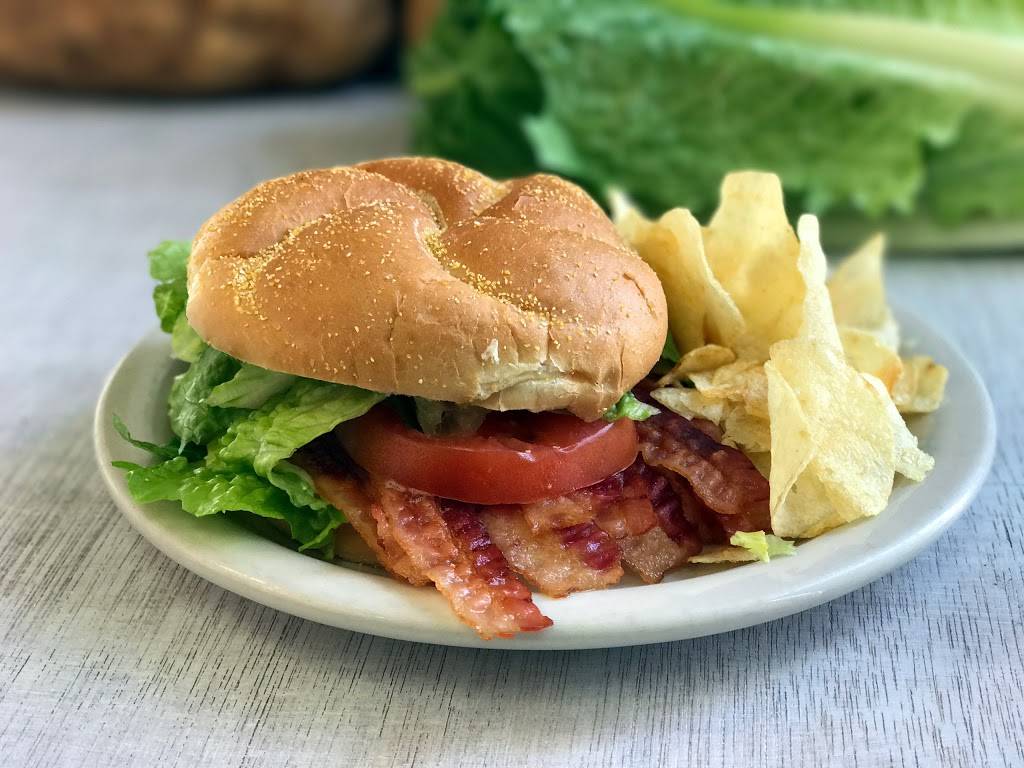 Spectacular Tubers | restaurant | 422 E Hwy 30, Gonzales, LA 70737, USA | 2256449744 OR +1 225-644-9744