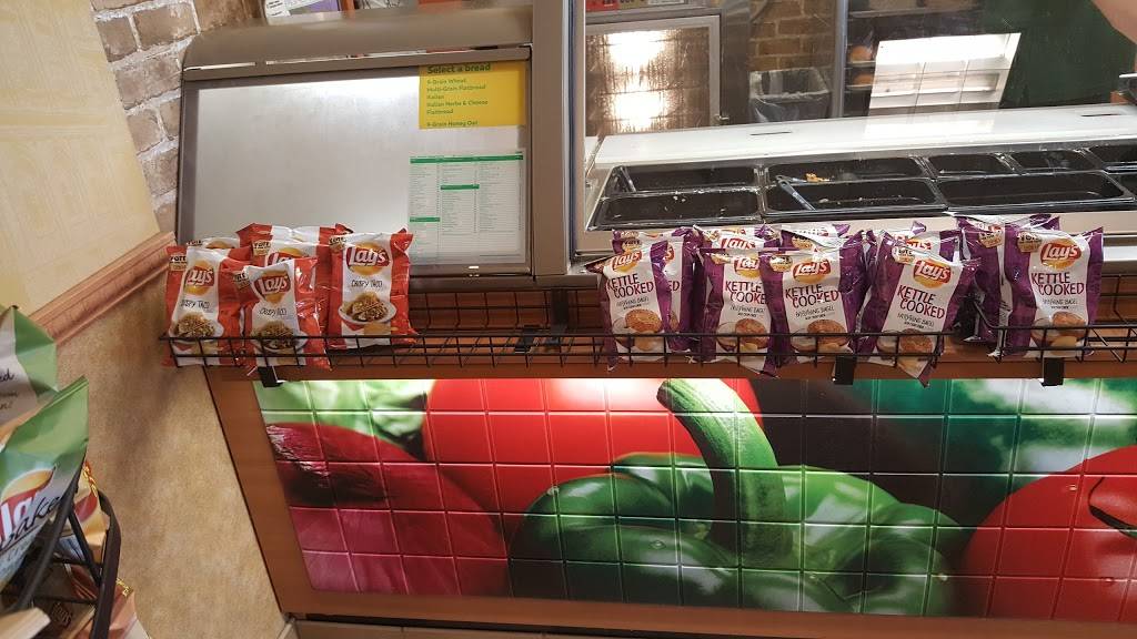 Subway | restaurant | 4307 N Roan St, Johnson City, TN 37615, USA | 4232837880 OR +1 423-283-7880