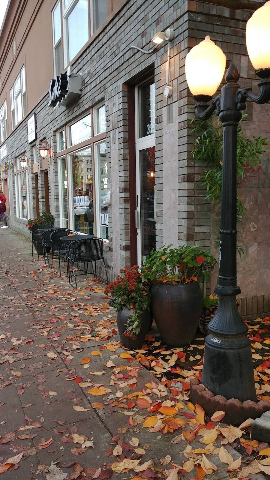 Anna Thai Basil 3272 SE Hawthorne Blvd | restaurant | 3272 SE Hawthorne Blvd, Portland, OR 97214, USA | 5032393909 OR +1 503-239-3909