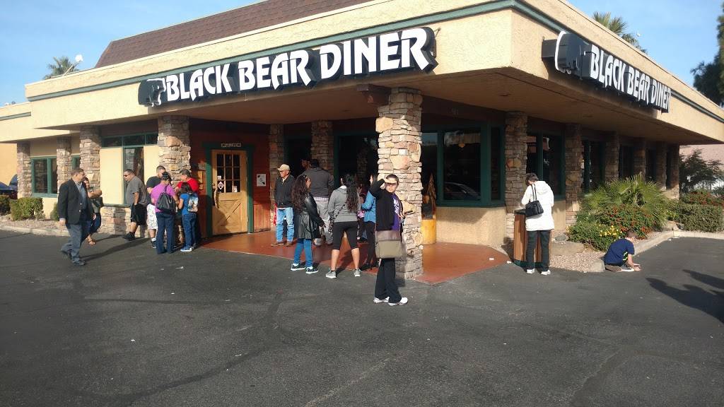 Goodyear Black Bear Diner | restaurant | 980 N Dysart Rd, Goodyear, AZ 85338, USA | 6239322968 OR +1 623-932-2968