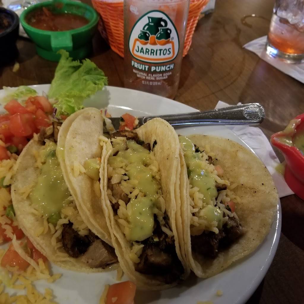 El Bosque | restaurant | 821 Eva St, Montgomery, TX 77316, USA | 9365976996 OR +1 936-597-6996