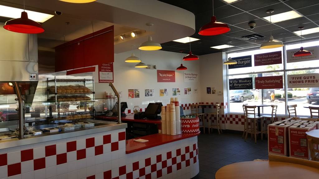 Five Guys | meal takeaway | 2856 IL-59, Naperville, IL 60564, USA | 6306370061 OR +1 630-637-0061
