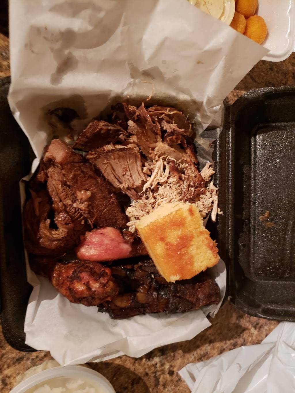 St Johns Brewing Co | restaurant | 200 N Clinton Ave, St Johns, MI 48879, USA | 9892277700 OR +1 989-227-7700