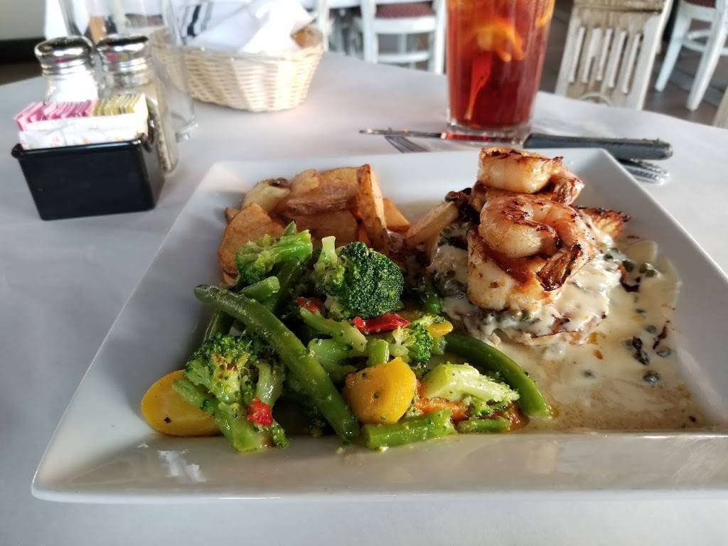 Eslavas Grille | restaurant | 2481 Lakeland Dr, Flowood, MS 39232, USA | 6019324070 OR +1 601-932-4070