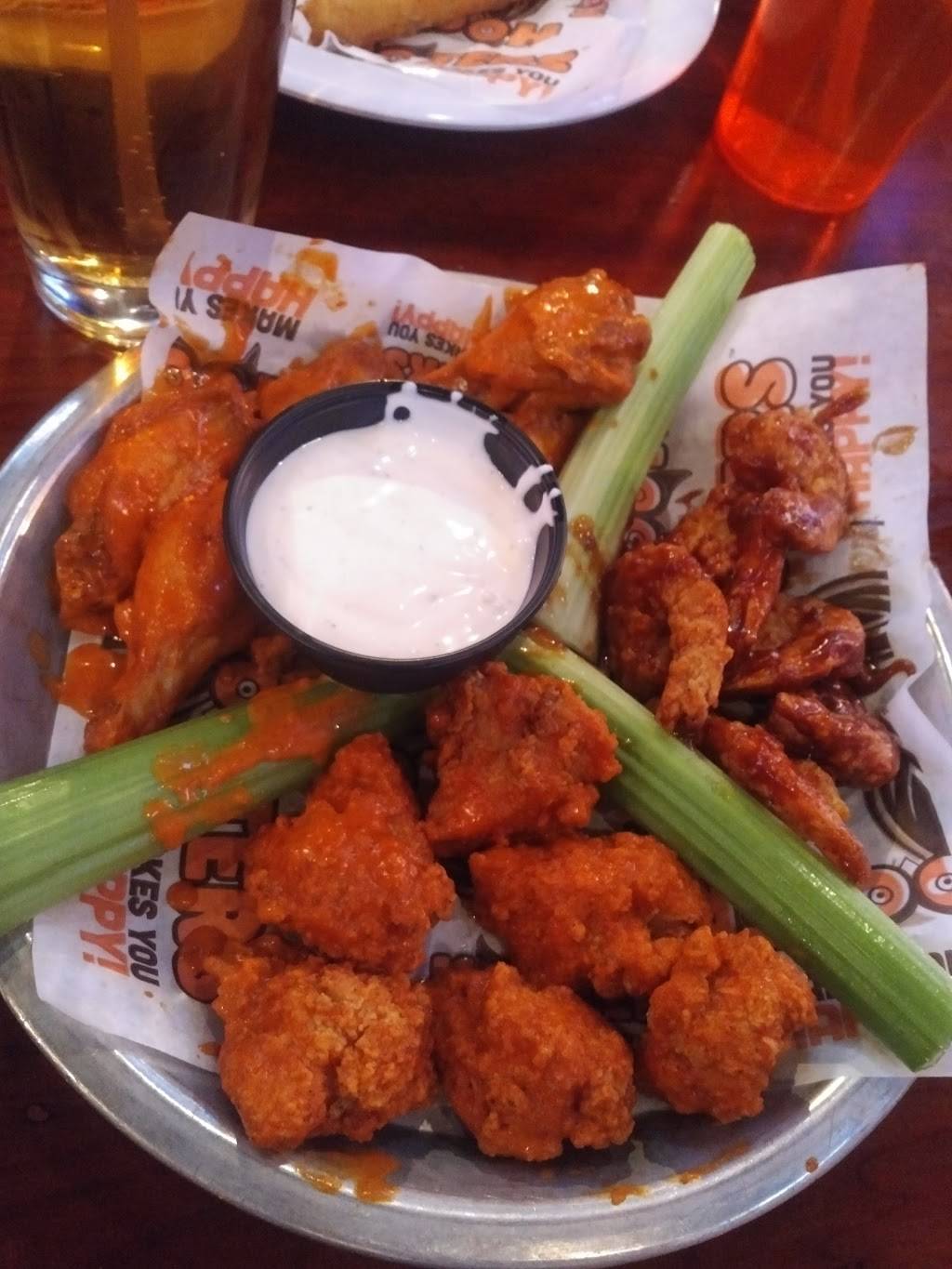 Hooters | restaurant | 4208 Rosedale Hwy, Bakersfield, CA 93308, USA | 6616349464 OR +1 661-634-9464