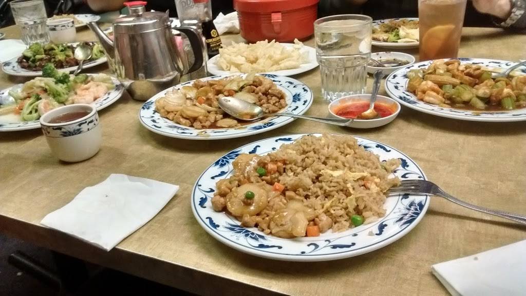 Shangri-La Chinese Restaurant | restaurant | 2855 W Cactus Rd, Phoenix, AZ 85029, USA | 6029933279 OR +1 602-993-3279