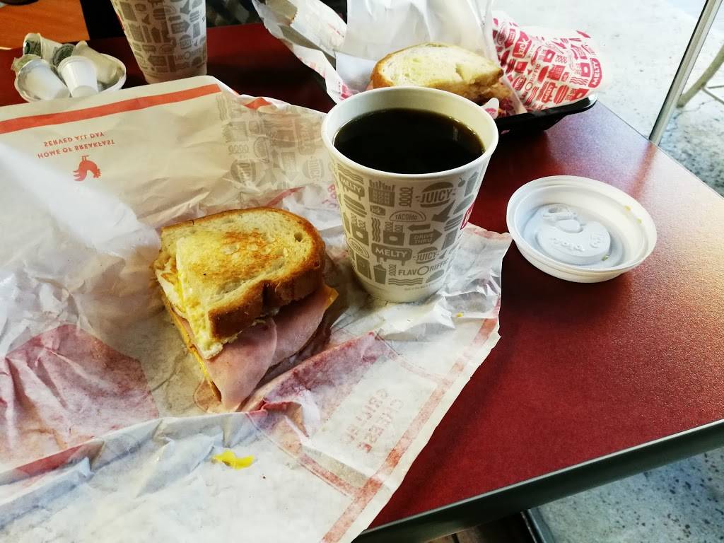 Jack in the Box | restaurant | 1001 Bishop St, Honolulu, HI 96813, USA | 8085239884 OR +1 808-523-9884