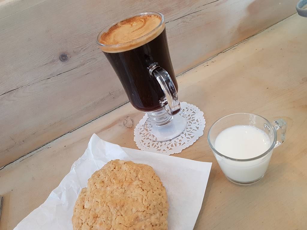 Café Merkén | restaurant | 2 Rue Aubry, Gatineau, QC J8X 2H2, Canada | 8197760220 OR +1 819-776-0220