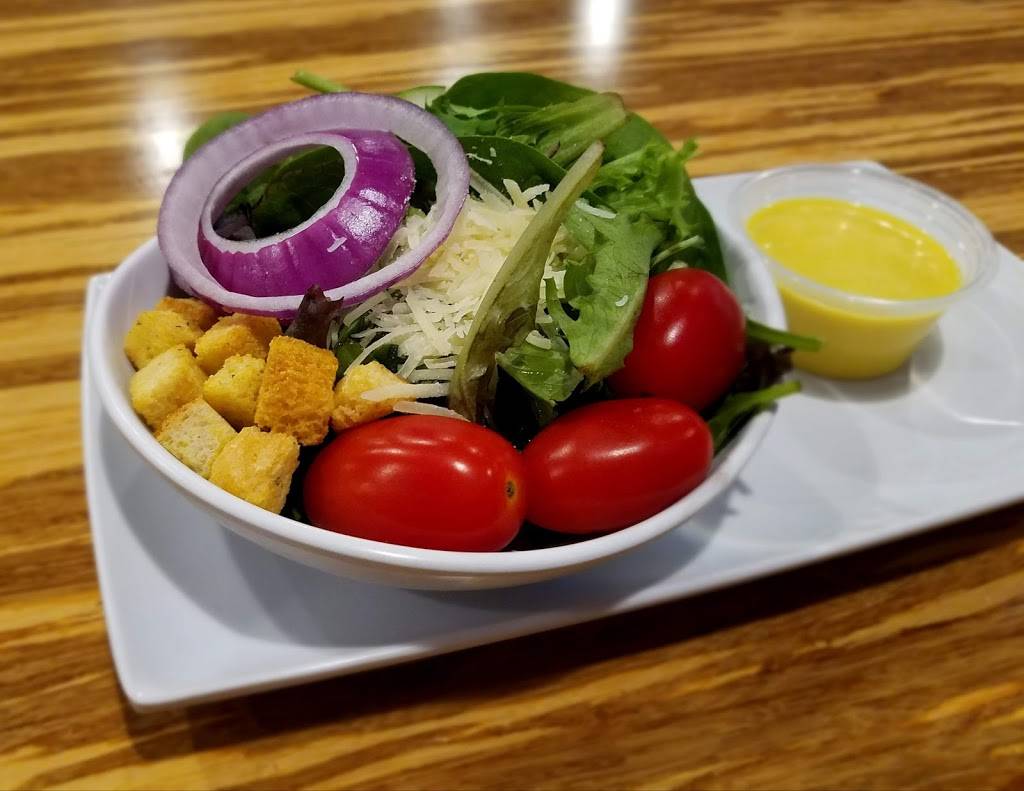 Growler USA - Gastonia | restaurant | 300 S Firestone St Suite 100Y, Gastonia, NC 28052, USA | 7042156202 OR +1 704-215-6202