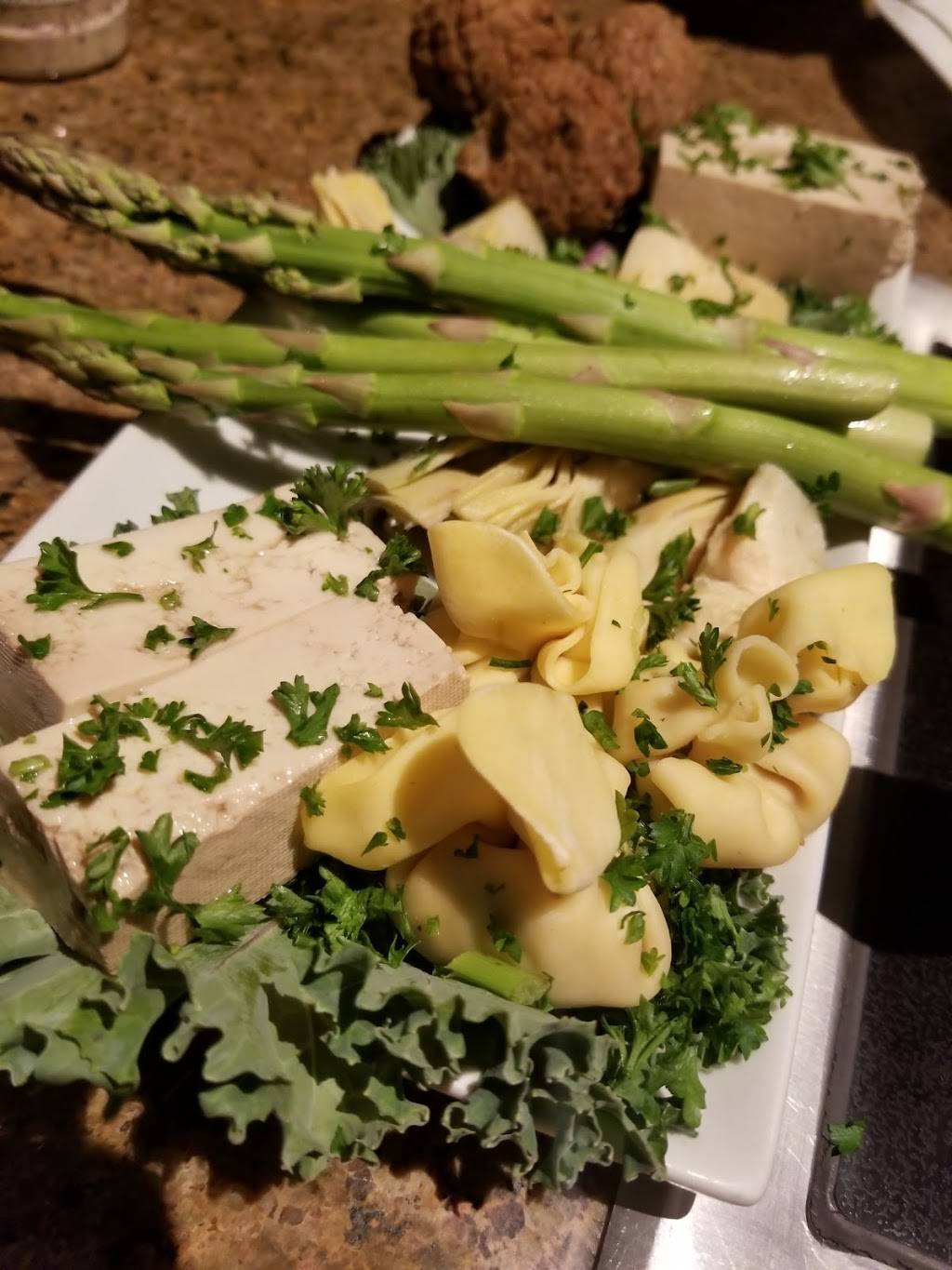 The Melting Pot | restaurant | 125 E Sir Francis Drake Blvd, Larkspur, CA 94939, USA | 4154616358 OR +1 415-461-6358