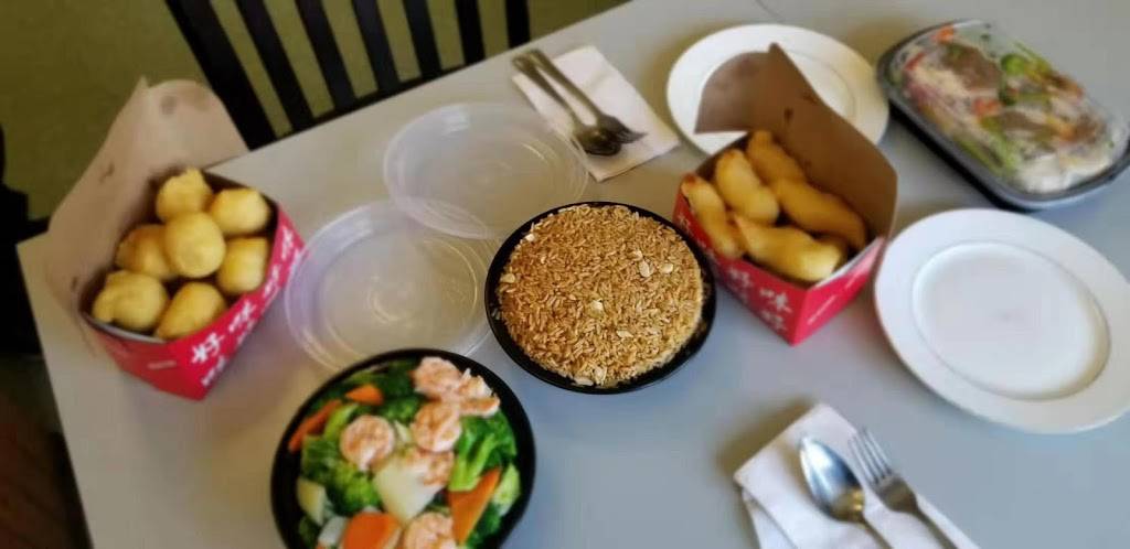 Dragon King Chinese Food | restaurant | 19415 Yonge St #3, Holland Landing, ON L9N 1L8, Canada | 9058365588 OR +1 905-836-5588