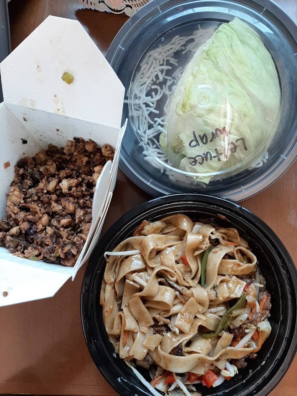 Chins Asia Fresh | restaurant | 9873 N Michigan Rd #150, Carmel, IN 46032, USA | 3179922057 OR +1 317-992-2057