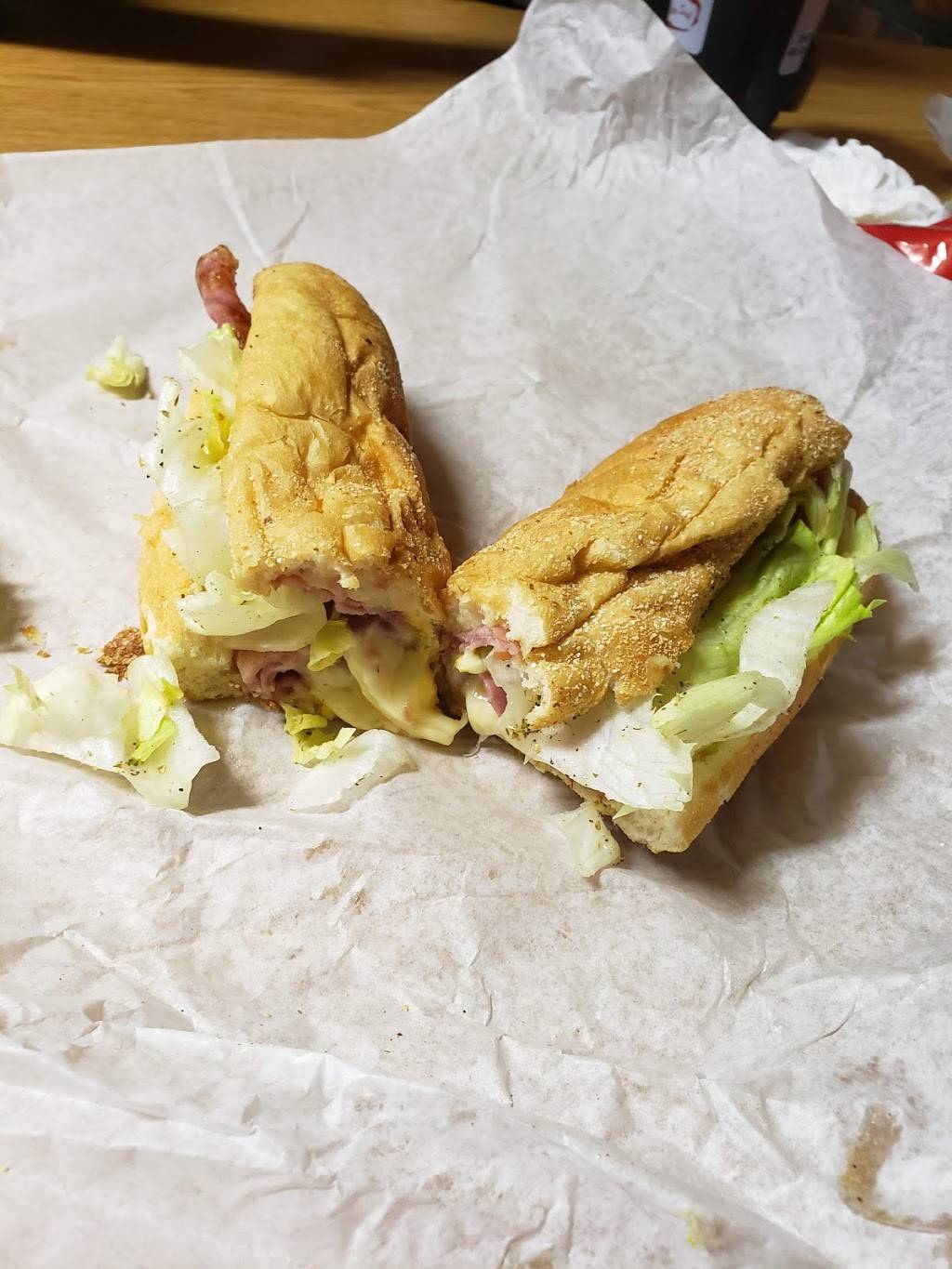 Stanlieos | restaurant | 602 Governors Dr SW, Huntsville, AL 35801, USA | 2565366585 OR +1 256-536-6585