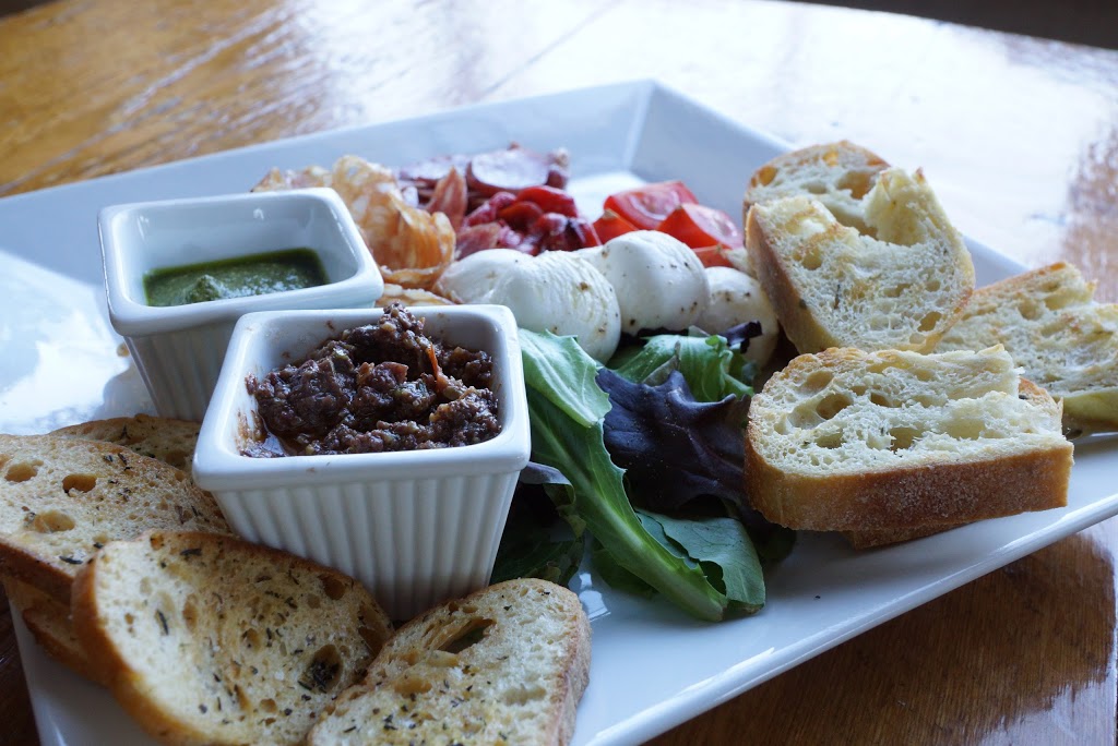 Frontier | restaurant | 14 Maine St, Brunswick, ME 04011, USA | 2077255222 OR +1 207-725-5222